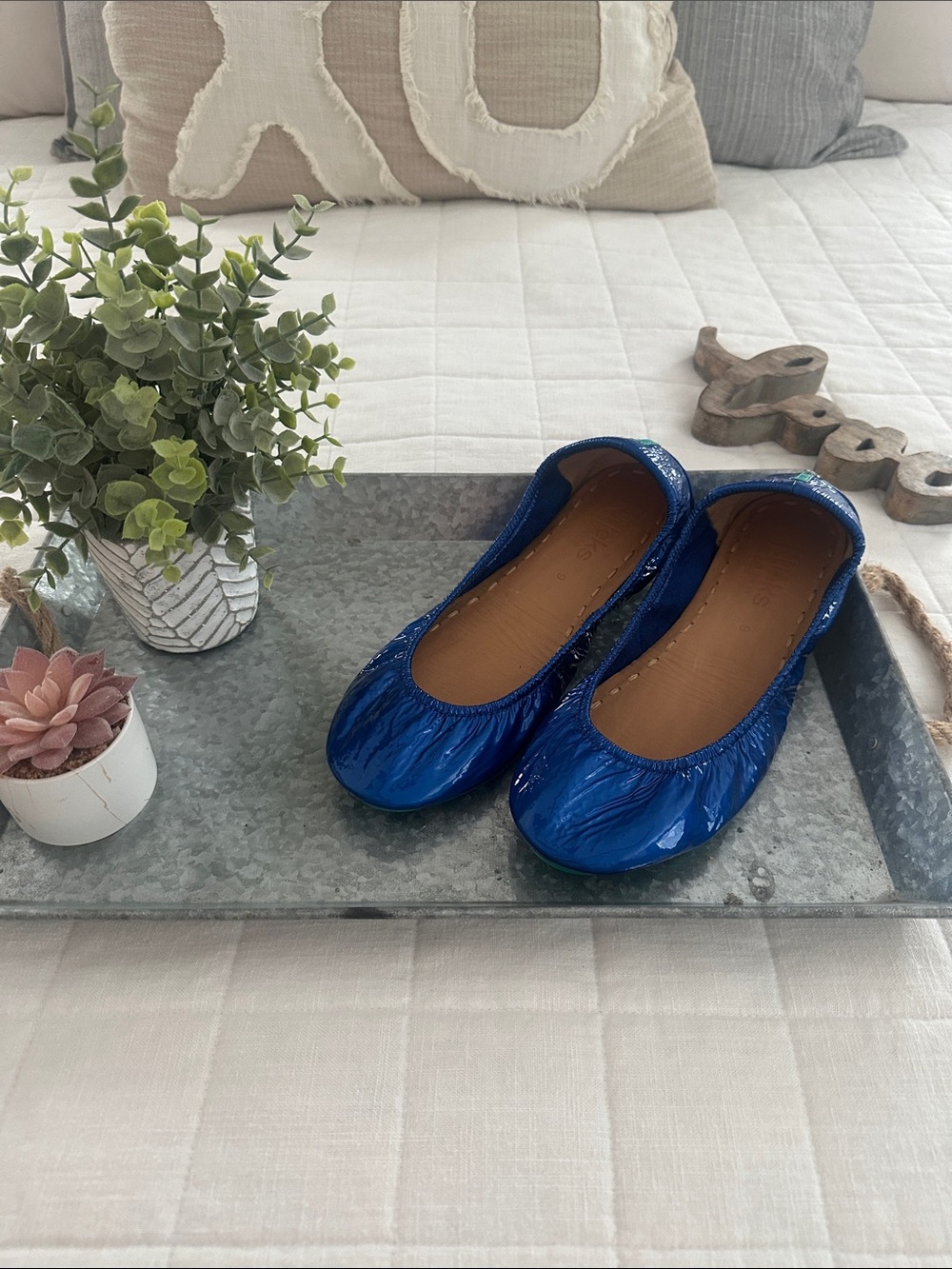 Sapphire Tieks - Size 9